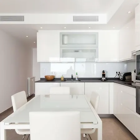 아파트 On La Croisette: Luxe 2 Bedrooms/ 2 Baths *