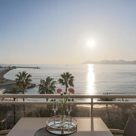 Lejlighed On La Croisette: Luxe 2 Bedrooms/ 2 Baths